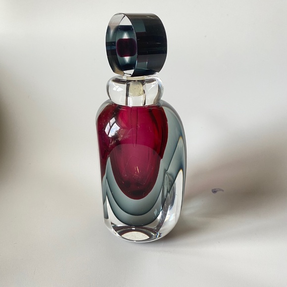 Vintage MURANO Perfume Bottle: Sommerso Effect, Etched "Luigi Onesto" Signature - Picture 17 of 17